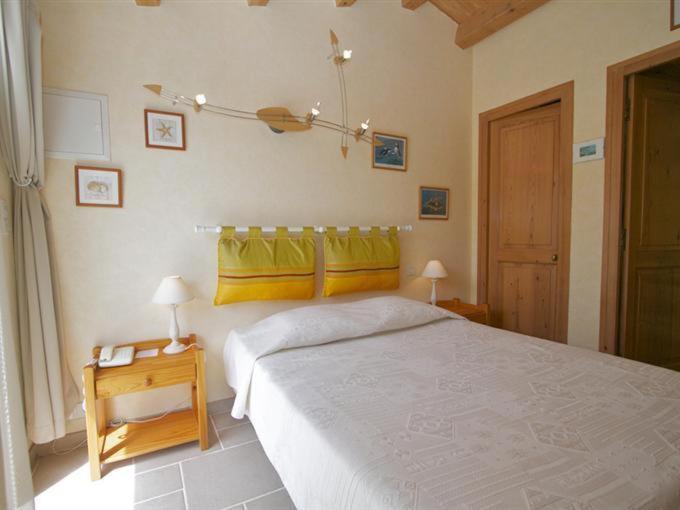 Locations De Vacances Le Clos Rhea Saint-Martin-de-Ré Room photo